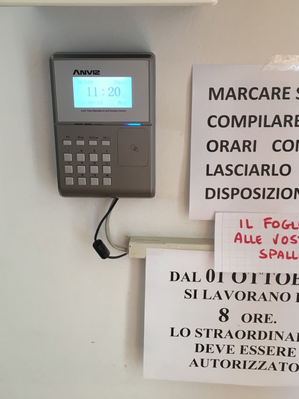  OC500 Anviz rilevazione presenze in rete lan badge rfid e codice PIN azienda in provincia di Bologna